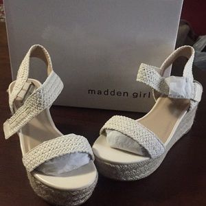 Brand new Madden Girl platforms. Size 9